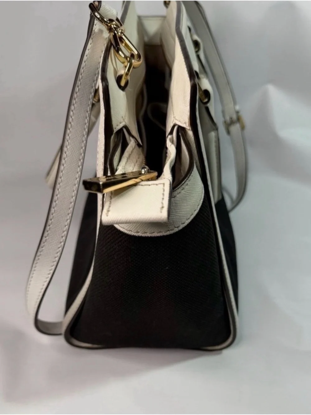 Michael Kors Selma Woman’s Bag
